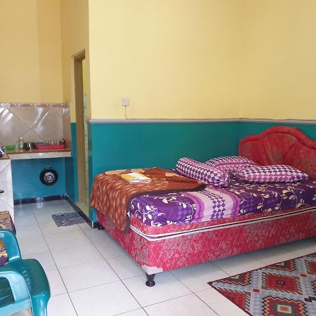 Villa Bukit Cemara Songgoriti Luaran gambar