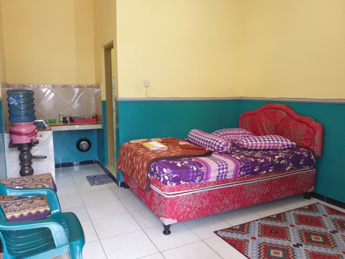 Villa Bukit Cemara Songgoriti Luaran gambar